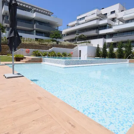 Mesas Homes * إِستيبونا