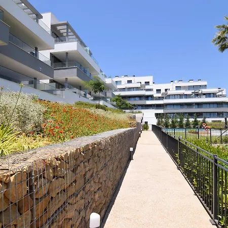 Mesas Homes דירה